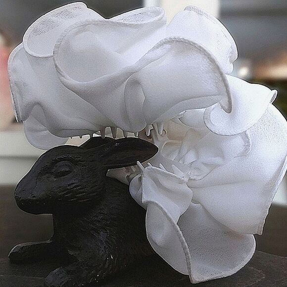 Vtg 90s white chiffon ruffle bow hair claw clip - Picture 3 of 6